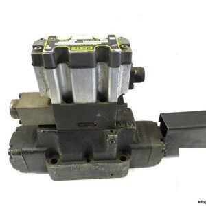 PARKER-D41FTE04FK4NF0823-HYDRAULIC-SERVO-VALVE_675x450.jpg