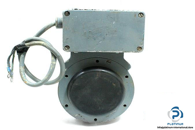 BINDER-72-105-13C2-ELECTRIC-BRAKE_675x450.jpg
