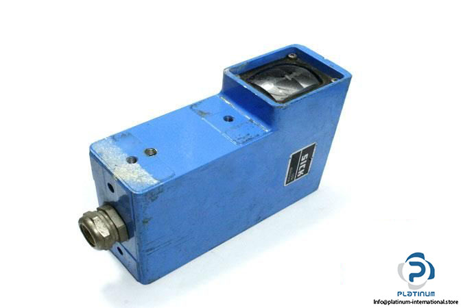 SICK-WL25-123-PHOTOELECTRIC-RETRO-REFLECTIVE-SENSOR_675x450.jpg