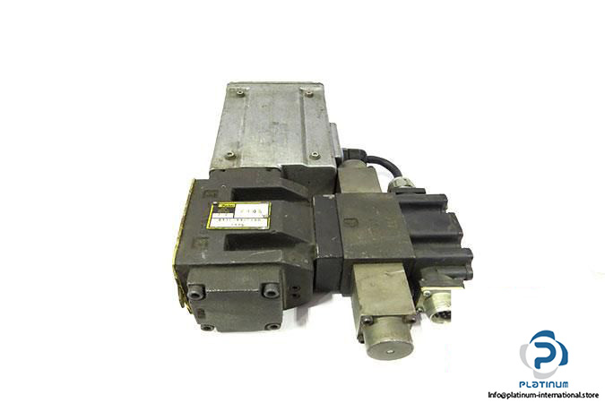 PARKER-D31FHB31C4NB-HYDRAULIC-SERVO-VALVE3_675x450.jpg
