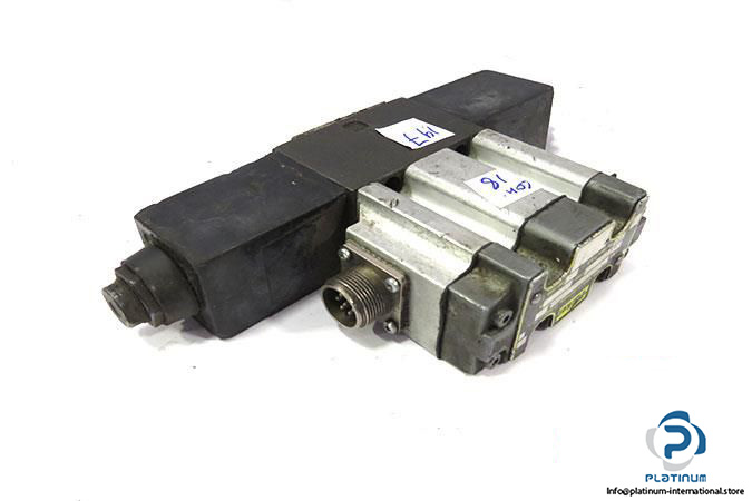PARKER-D1FTE02FCNF0023-HYDRAULIC-SERVO-VALVE-3_675x450.jpg