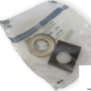 telemecanique-ZB2-BZ4-adaptor-plate-(new)
