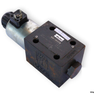 parker-D3W020BNGW42-directional-control-valve-used