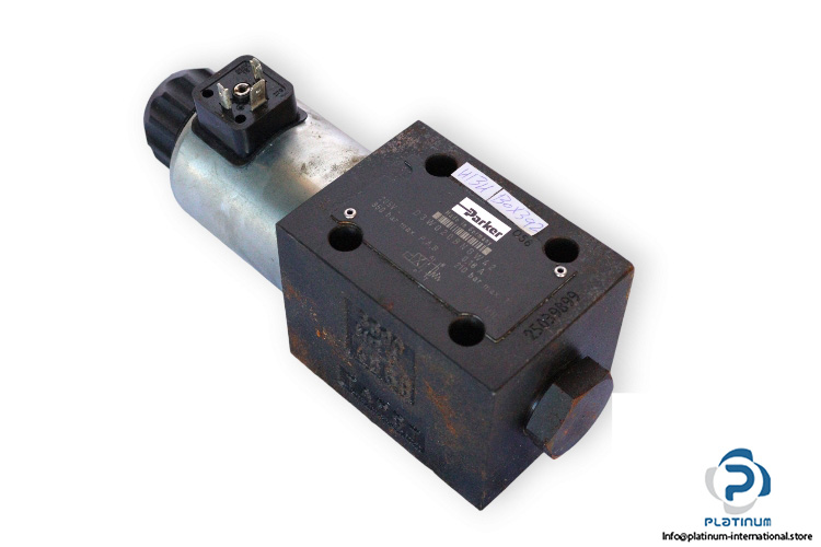 parker-D3W020BNGW42-directional-control-valve-used