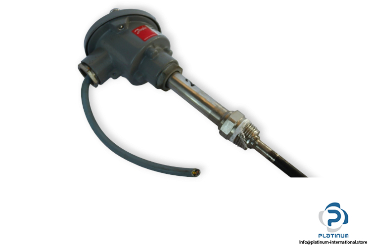 danfoss-AKS-21-W-temperature-sensor-used
