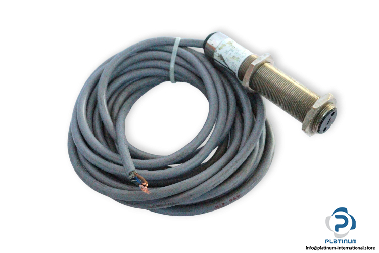 balluff-BOS-18M-NS-1PB-SA2-inductive-proximity-sensor-used