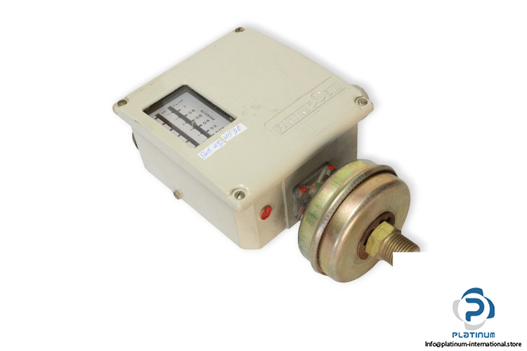 fantini-cosmi-B50D-pressure-switch-(used)