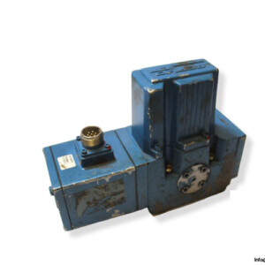moog-d661-5046-servo-proportional-control-valve