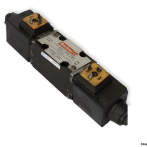 Racine D-FD4-DNHS-101S-Z30 Solenoid Operated Directional Valve