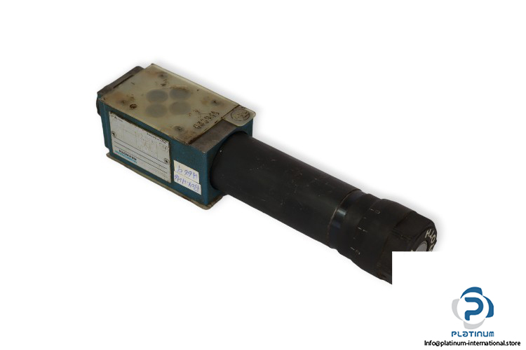 rexroth-R900410865-pressure-reducing-valve-used