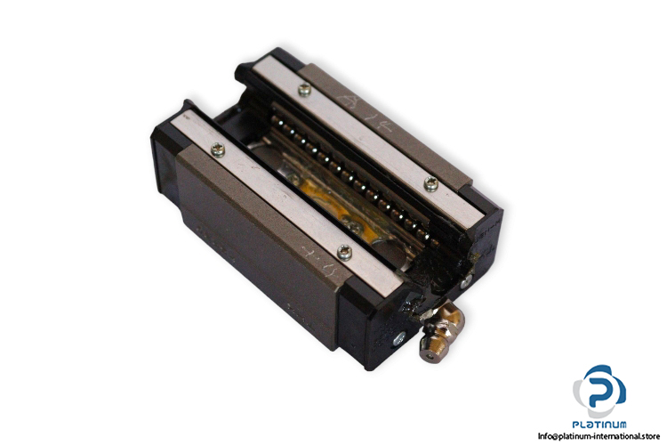 Thk-HSR20R-linear-bearing-block-(new)