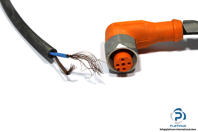 cn-489-ifm-evm005-adoah040vas0005h04-connecting-cable-with-socket