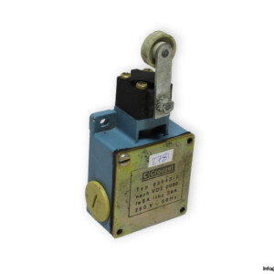 Crouzet 83843.0 Limit Switch