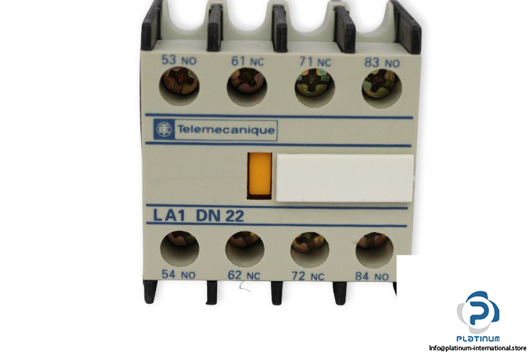 telemecanique-023082-contact-block-(new)-1