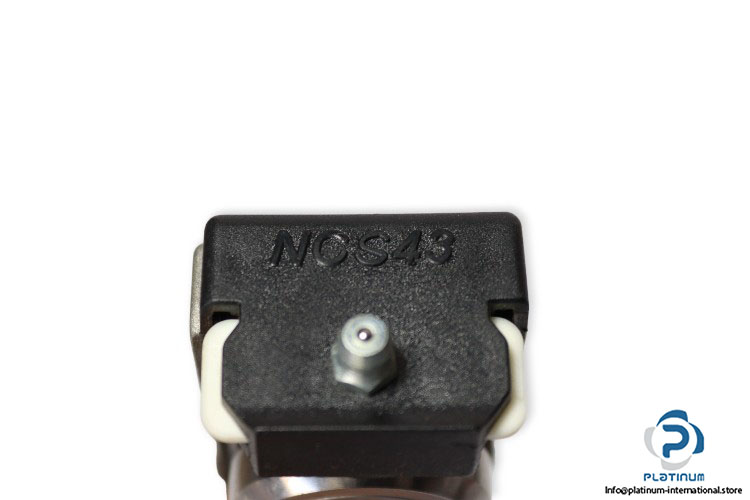 ROLLONNCS43LINEARROLLERBEARING_2-2-logo.jpg