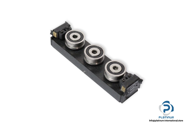 t-race-SP28-3-linear-roller-bearing-(new)
