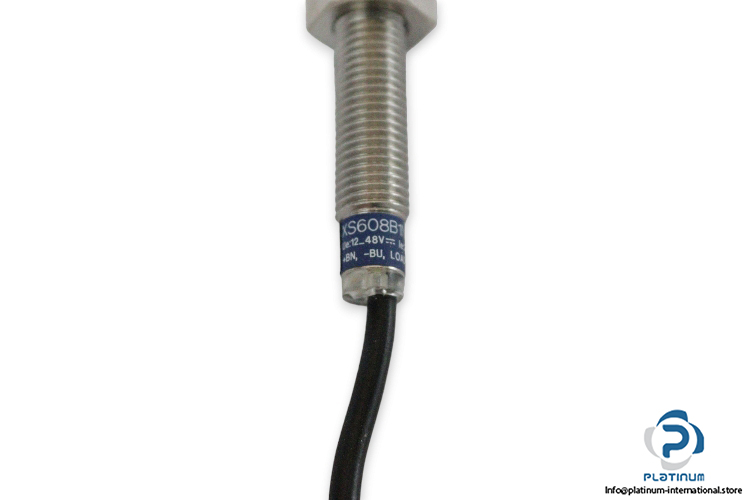 telemecanique-XS608B1NBL2-inductive-proximity-sensor-new-2