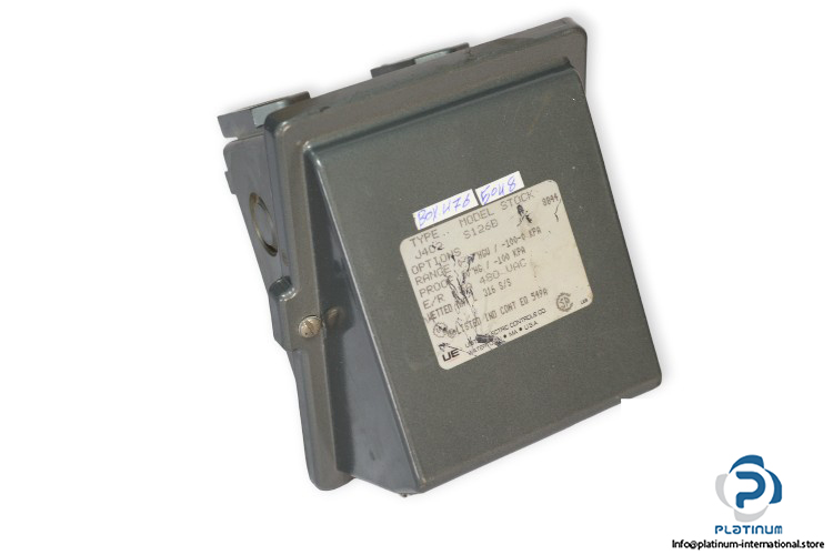 ue-J402-S126B-pressure-switch-used