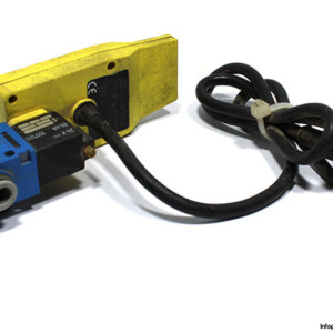 wenglor-OPT104-photoelectric-retro-reflex-sensor