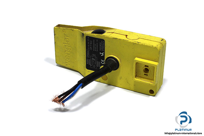 wenglor-OPT163-photoelectric-retro-reflex-sensor
