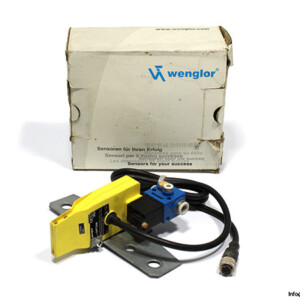 wenglor-OPT258-photoelectric-retro-reflex-sensor