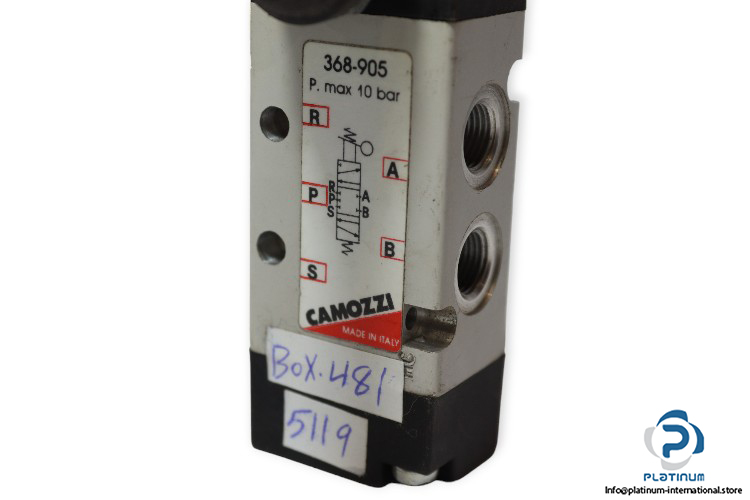 camozzi-368-905-manual-operated-valve-used-2
