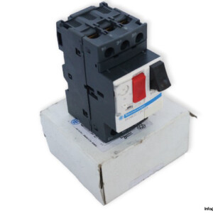 telemecanique-GV2ME32-motor-circuit-breaker-(new)