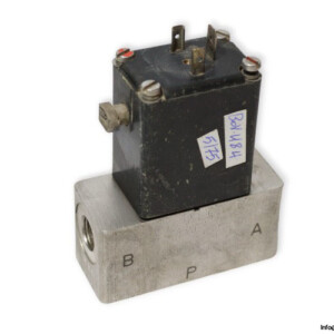 burkert-121-F-06-0-F-VA-G1_4-F-000-single-solenoid-valve-used