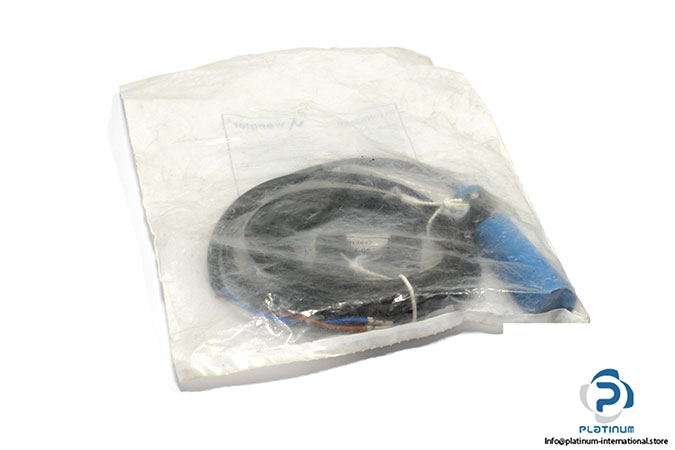 wenglor-II100NK80KB-inductive-proximity-switch