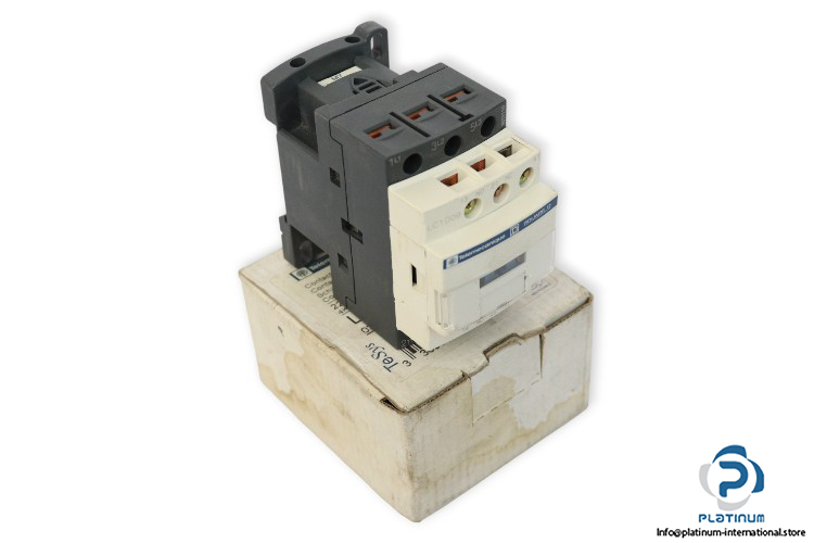 telemecanique-LC1D09M7-contactor-(New)