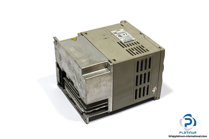 telemecanique-lxm05ad17m3x-motion-servo-drive-1