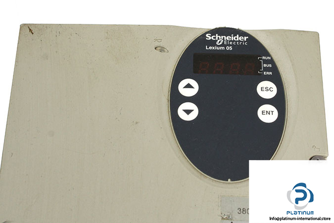 schneider-lxm05bd22n4-motion-servo-drive-2