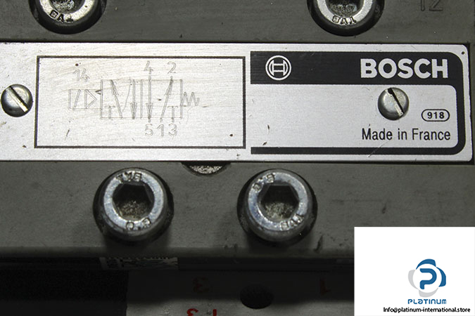 bosch-0-820-024-991-single-solenoid-valve-with-coil-2