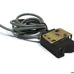 datalogic-ET3-112-photoelectric-retro-reflective-sensor-2
