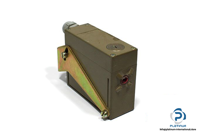 datalogic-RT7-00-through-beam-photoelectric-sensor-sender-2