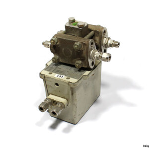 Siemens M 56 604-C1111-B110 Transducer FOR Differential Pressure