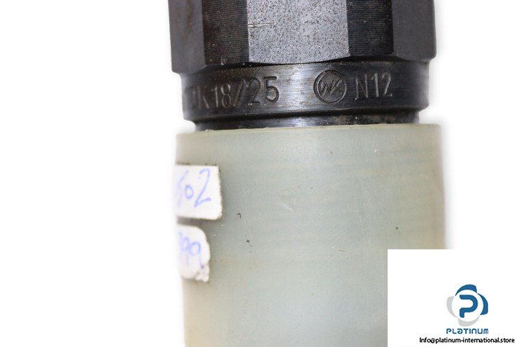 rexroth-R900430305-pressure-relief-valve-direct-operated-used-3