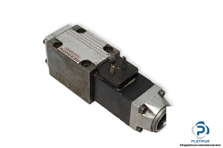 rexroth-4-WE-6-D51_AG24NZ4_B10-directional-control-valve-used