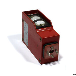 leuze-RK-85_2-photoelectric-retro-reflective-sensor