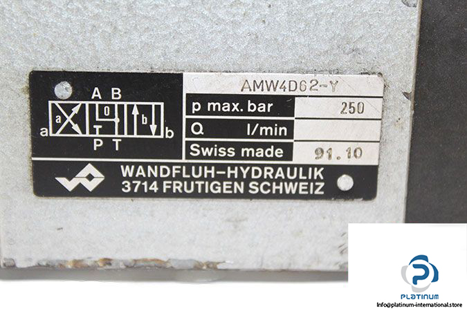 wandfluh-amw4d62-y-solenoid-operated-directional-valve-1
