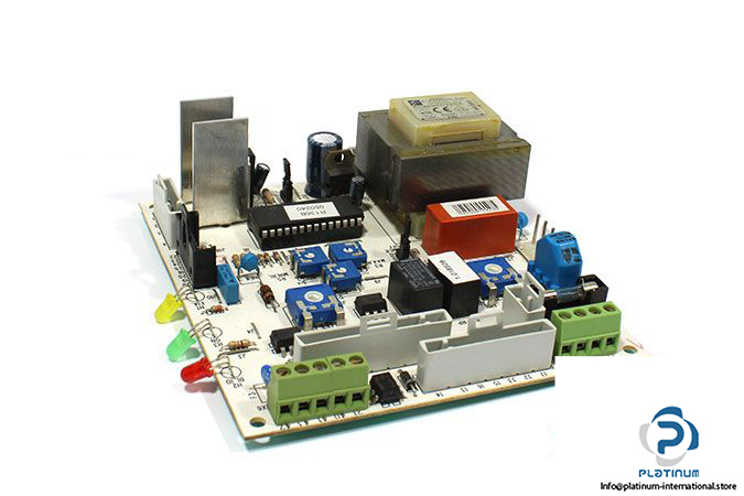 immergas-1.018509-circuit-board