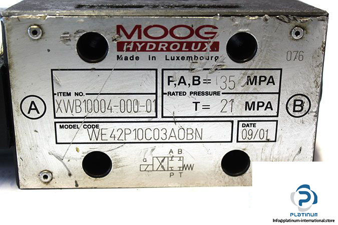 moog-we42p10c03a0bn-directional-control-valve-1