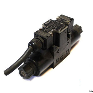 nachi-450-80216-solenoid-operated-directional-valve
