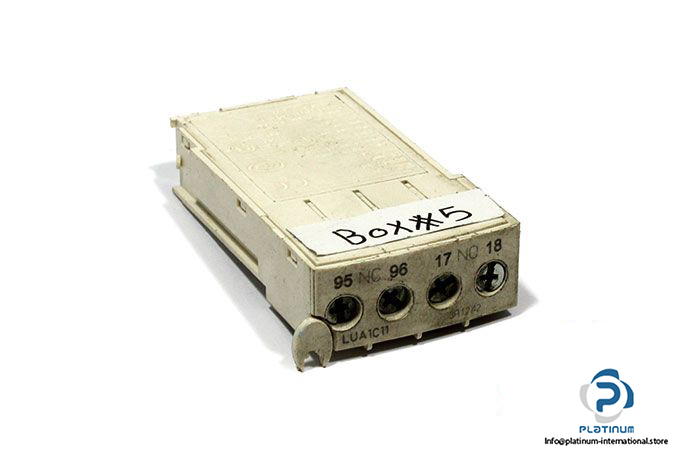 schneider-electric-LUA1C211-signaling-contacts