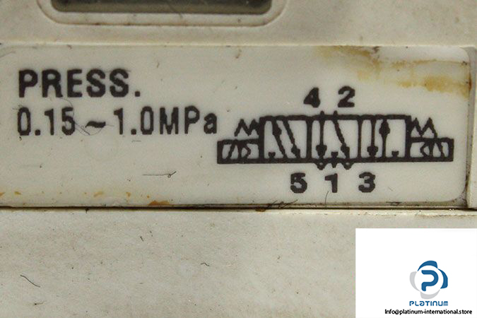smc-vq7-6-fjg-d-3z-q-double-solenoid-valve-3