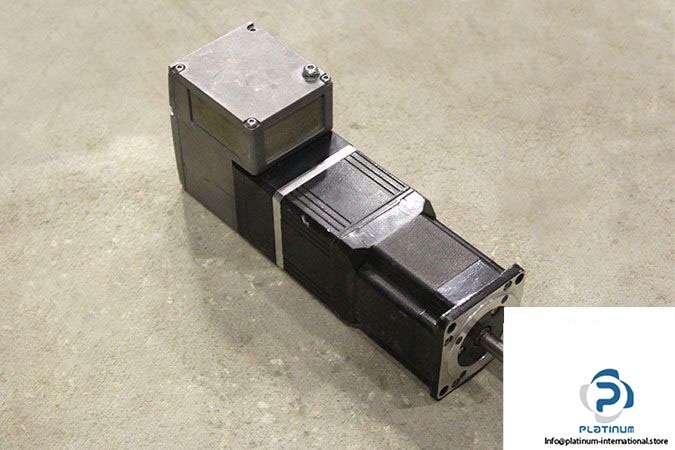 schneider-ILA2E572PB1F0-integrated-drive-ila-with-servo-motor
