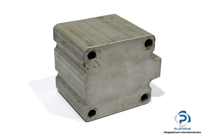 bosch-0-822-010-062-compact-cylinder-1