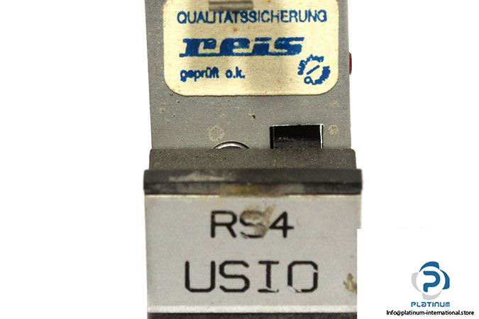 reis-1475947-circuit-board-3