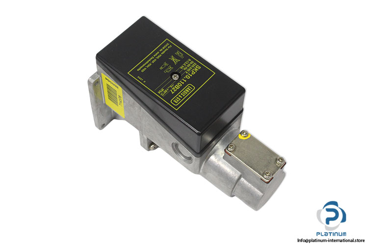 landis-gyr-SKP10.110B27-gas-valve-actuator-(new)-(carton)