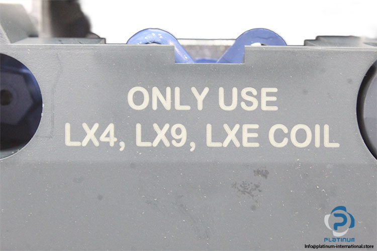 schneider-electric-LC1F150-power-contactor-(new)-(carton)-4